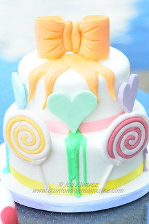 Sophia's Cutesy Cakes © Joe Alvarez