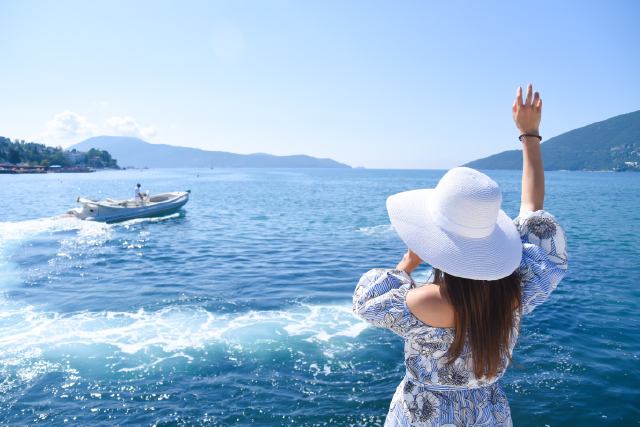 Travel: Tender Boat Hire Hailing App